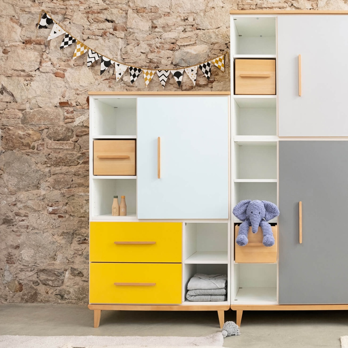 Armoire 147 cm 1 porte 2 tiroirs NADO Retro finition hêtre mint-sunshine yellow