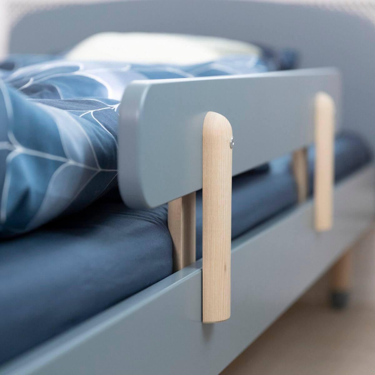 Barriere Securite Lit Enfant 1 2 Dots Flexa Bleu Abitare Kids