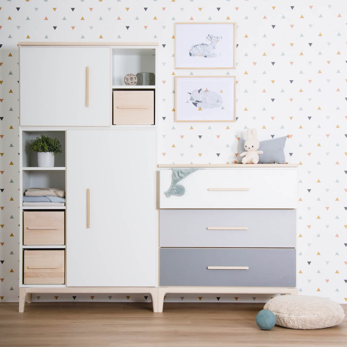 Commode 3 tiroirs NADO Curve finition frêne sky blue
