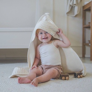 Couverture enveloppante ANTWERP Koeka natural