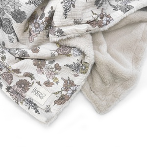 Couverture POLAIRE LARGE Babyshower bardot