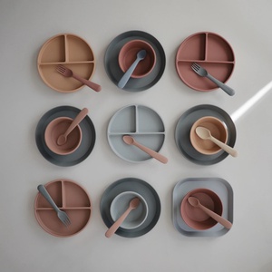 Cuillères silicone Mushie Stone-Cloudy mauve