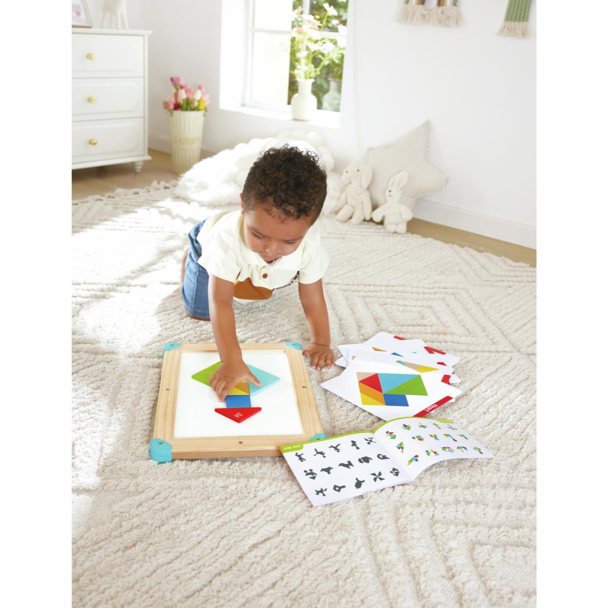 Labyrinthe magnétique Tangram 3 en 1 Hape