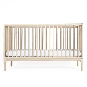 Lit bébé KERA en frêne avec top Straight-pieds Bevel