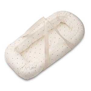 Nid douillet GRO Liewood Classic dot creme de la creme