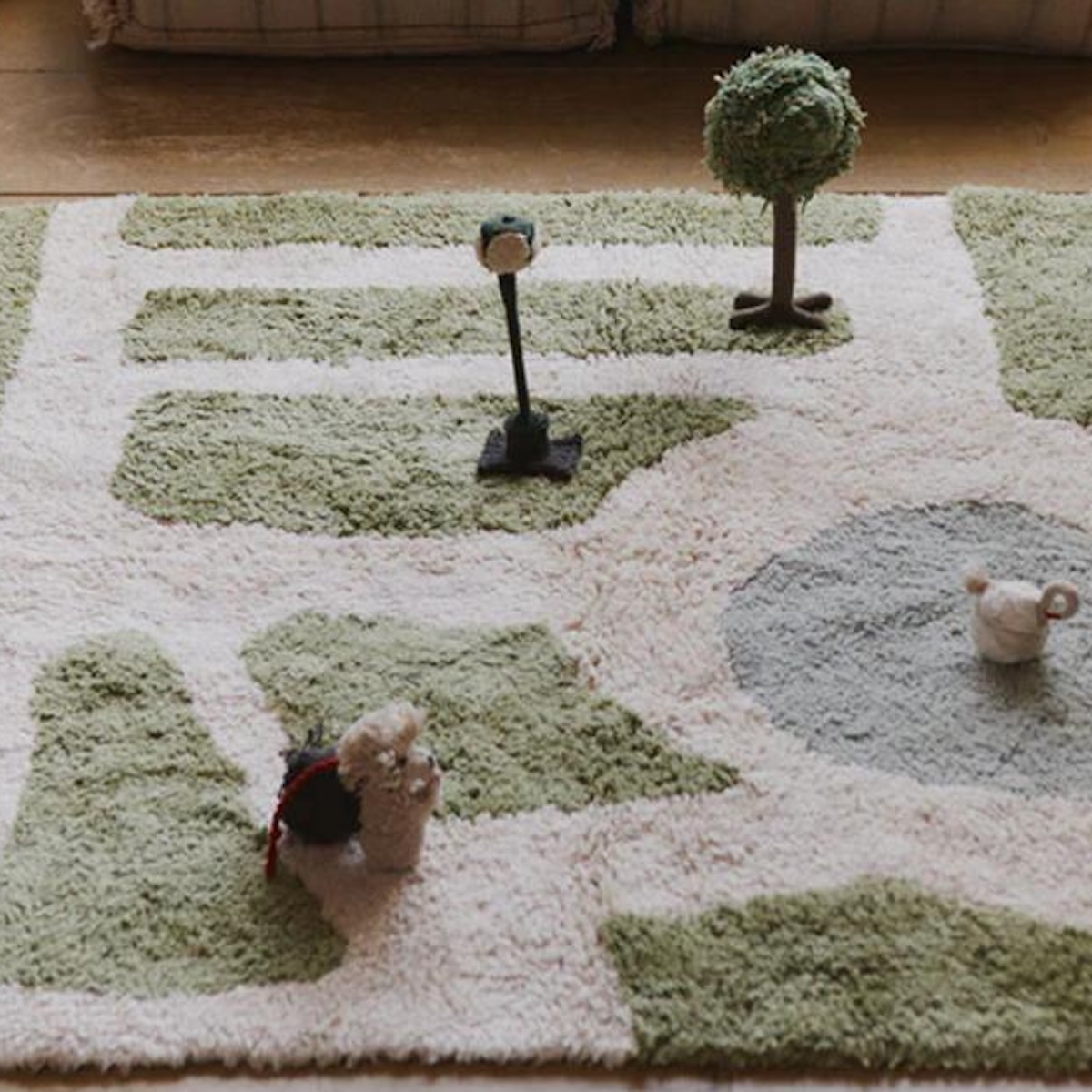 Tapis Play 90x130cm HYDE PARK Wouf wouf Lorena Canals 